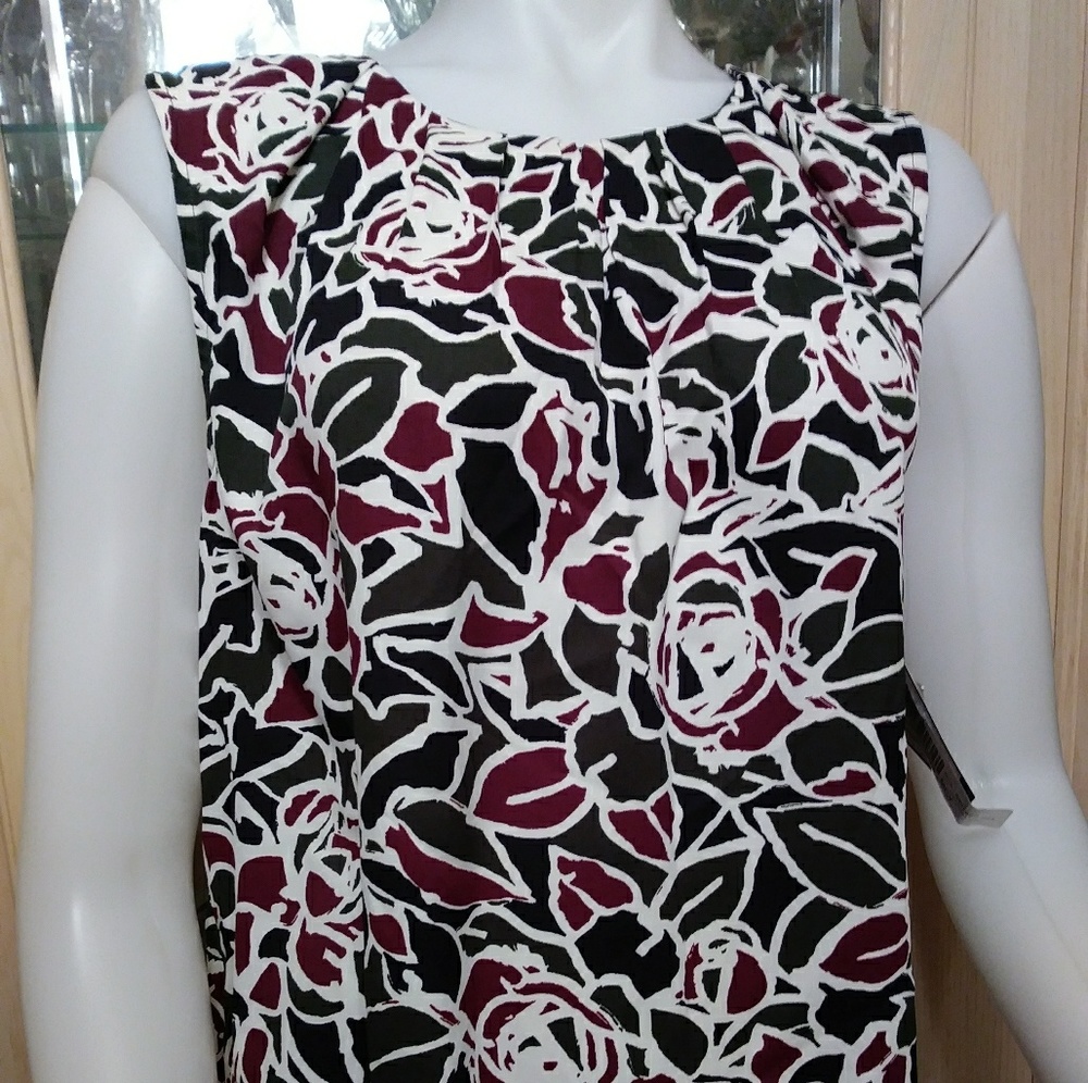 New Sleeveless multi-colored Nine West top. $24.99